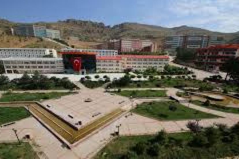 Gümüşhane Üniversitesi’nde Kadın Memur Silahla Rehin Alındı
