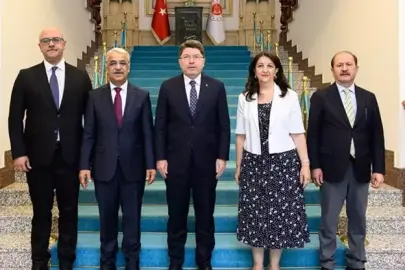 DEM Parti İmralı heyetinden  Adalet Bakanı Yılmaz Tunç ' Ziyaret