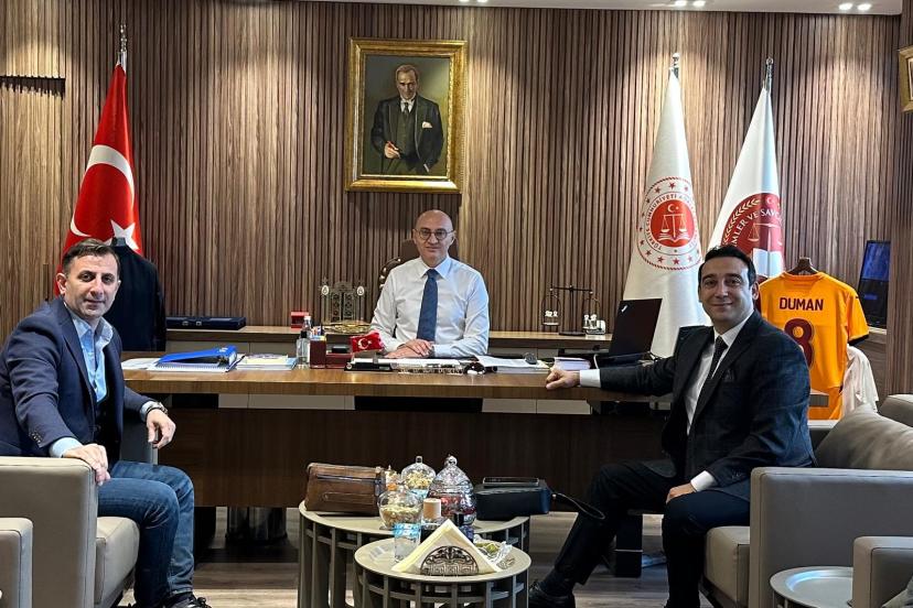 Dünya Gençlik Konseyi ,den  Bakırköy Cumhuriyet Başsavcısı Doç. Dr. Barış Duman’ı hayırlı olsun  ziyareti.