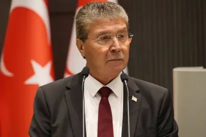 Başbakan Ünal Üstel’den Meclis’te ‘kararlılık’ vurgusu…