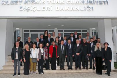 Türkiye-Kıbrıs Türk Cemiyeti , KKTC. Dış İşleri Bakanı TAHSİN ERTUĞRULOĞLU' nu Ziyaret