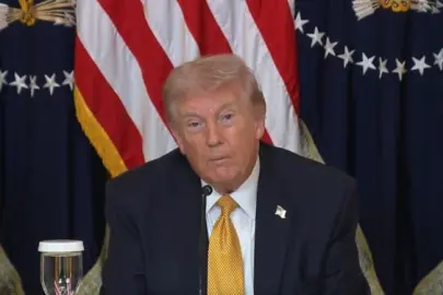 ABD Başkanı Donald Trump, İran'ın kapattığı Hürmüz Boğazı' Geçemiyoruz