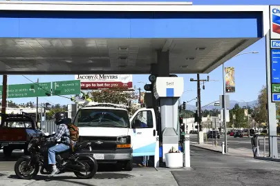 ABD'de benzin fiyatları fırladı