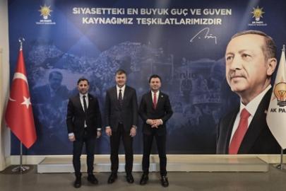 DÜNYA GENÇLİK KONSEYİ’NDEN AK PARTİ GENEL MERKEZİ’NE ZİYARET