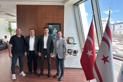 Dünya Gençlik Konseyi’nden Gönyeli-Alayköy Belediyesi’ne Nezaket Ziyareti