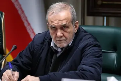 İran, Mesud Pezeşkiyan’ın istifa ettiği yönündeki haberleri yalanladı