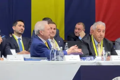 Fenerbahçe Olağan Mali Genel Kurulu’nda gerginlik!